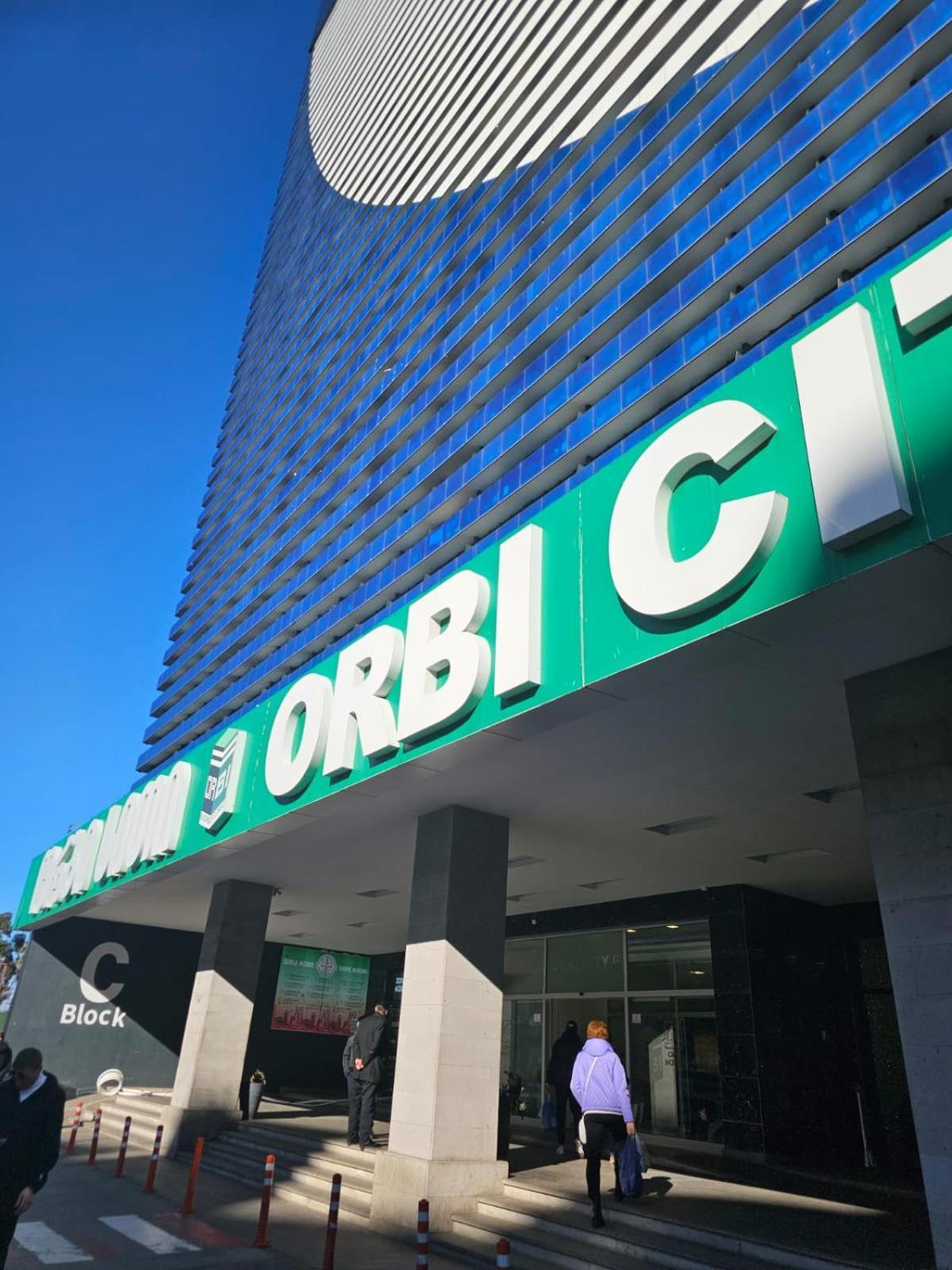 Orbi City Premium Apartament Batumi Exteriör bild